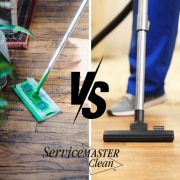 mops vs vacuums (1)